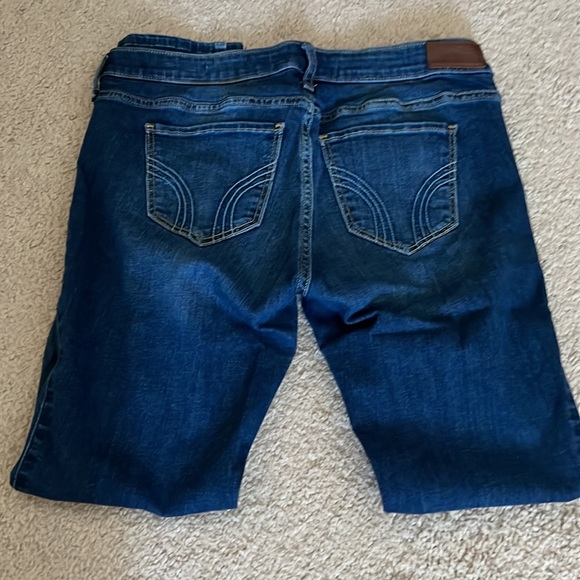 Hollister Low Rise Super Skinny Classic Stretch - Picture 3 of 10